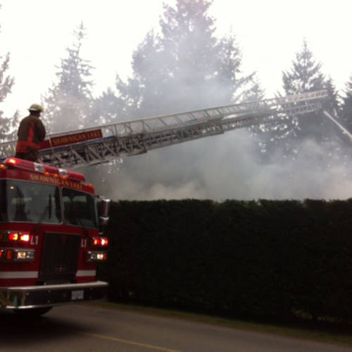 SLFD Ladder Truck and Fire